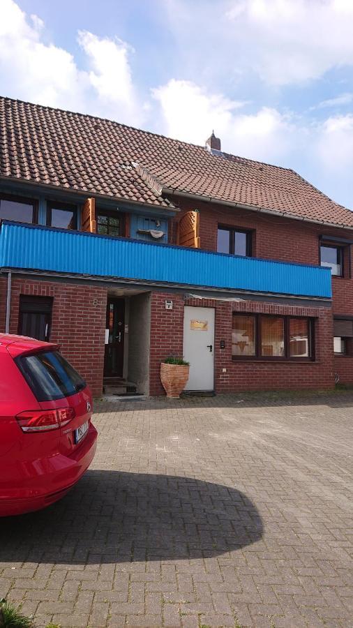 Kleine Gemuetliche Ferienwohnung Im Fachwerkstil Wolfsburg Exteriör bild